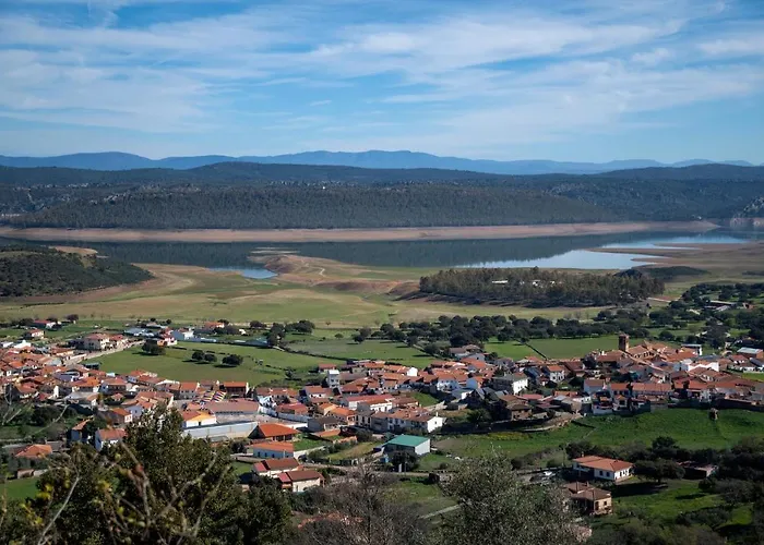 Apartamentos Rurales Helechosa, Las Tres Penas